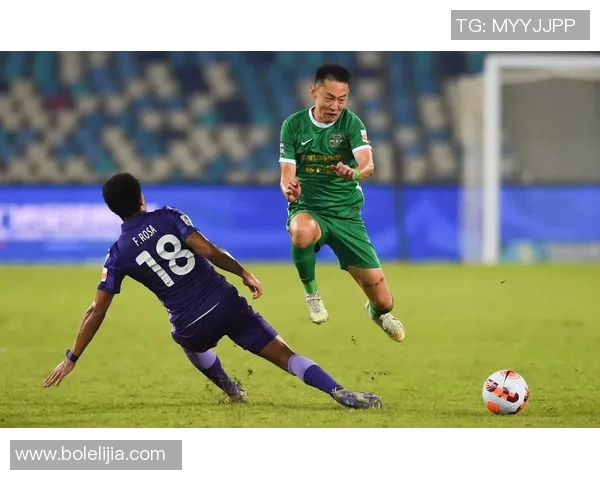 足球明星展现多才多艺的魅力与风采让人惊叹不已