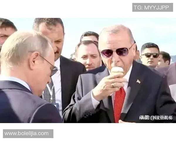 足球明星挑衅行为的影响与素质探讨：体育精神与职业道德的双重考量