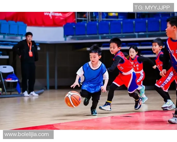 梅州篮球女明星的崛起与奋斗历程探秘,展现青春与梦想的精彩瞬间 梅州篮球女明星的崛起与奋斗历程探秘,展现青春与梦想的精彩瞬间